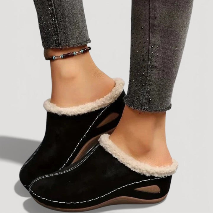 NOVI | COMFORT MULE SLIPPERS
